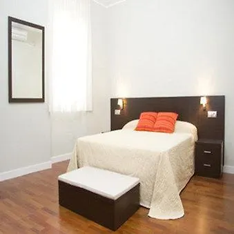 Sabinas El Pilar Appartement *